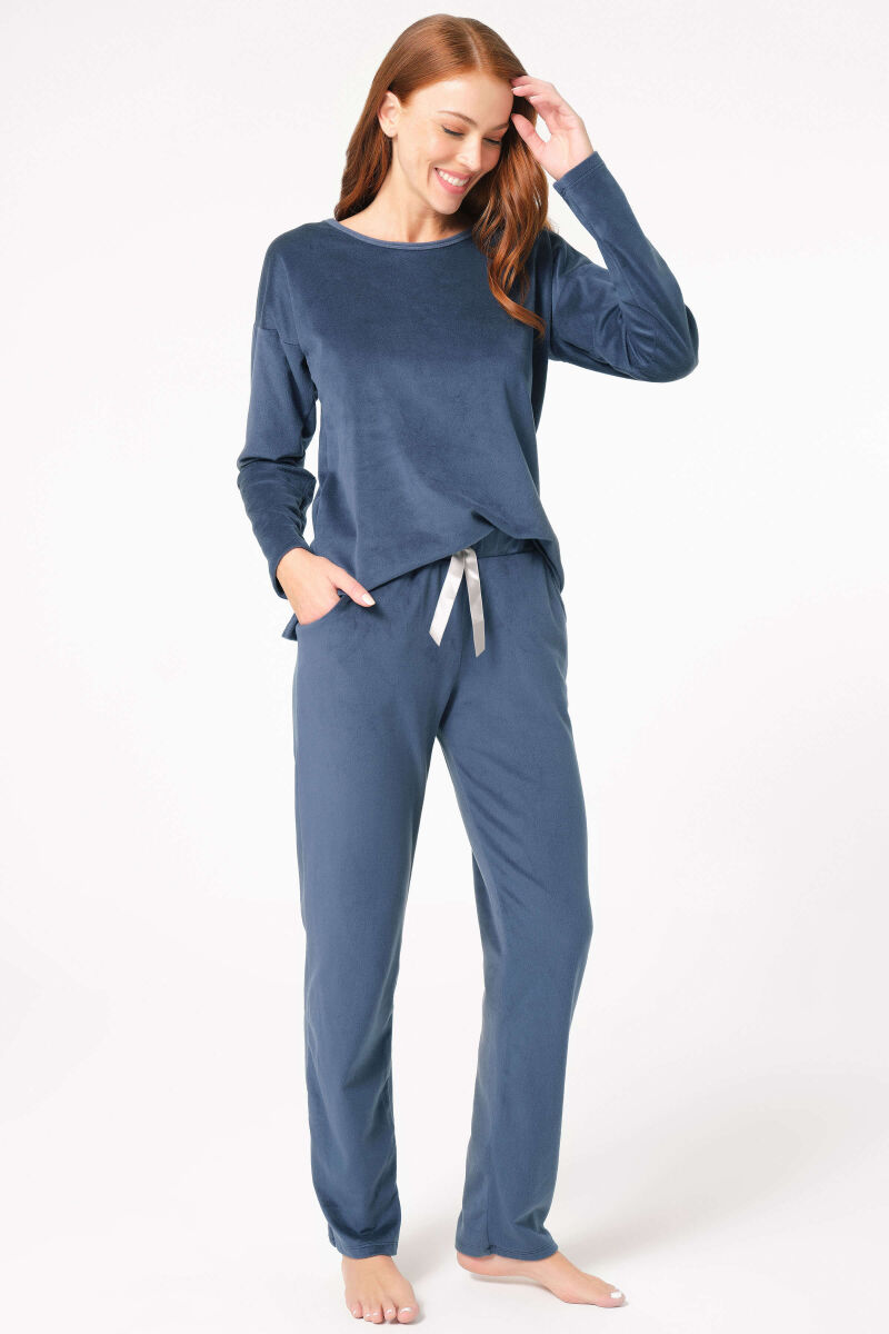 Kadın Kadife Sırt İşlemeli Uzun Kollu Sweatshirt ve Yandan Cepli Pantolon Pijama Takım (9797) - 1